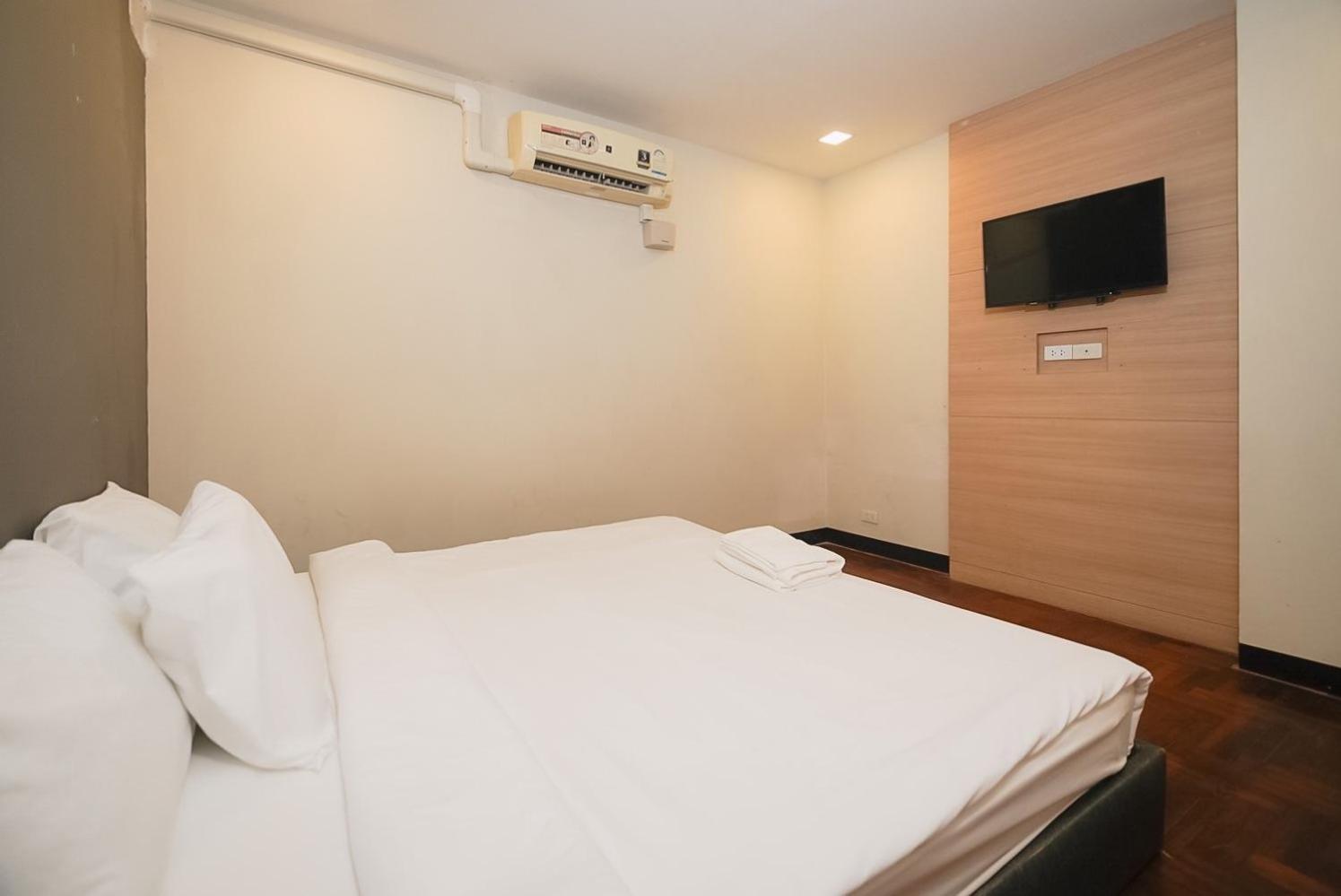 โกอินน์ สีลม - สถานีรถไฟฟ้าเซนต์หลุยส์ Go Inn Silom - Bts Saint Louis 曼谷 外观 照片